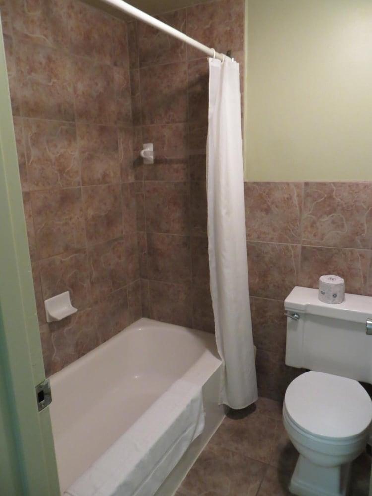 Hotel Le Voyageur Quebec City Bagian luar foto